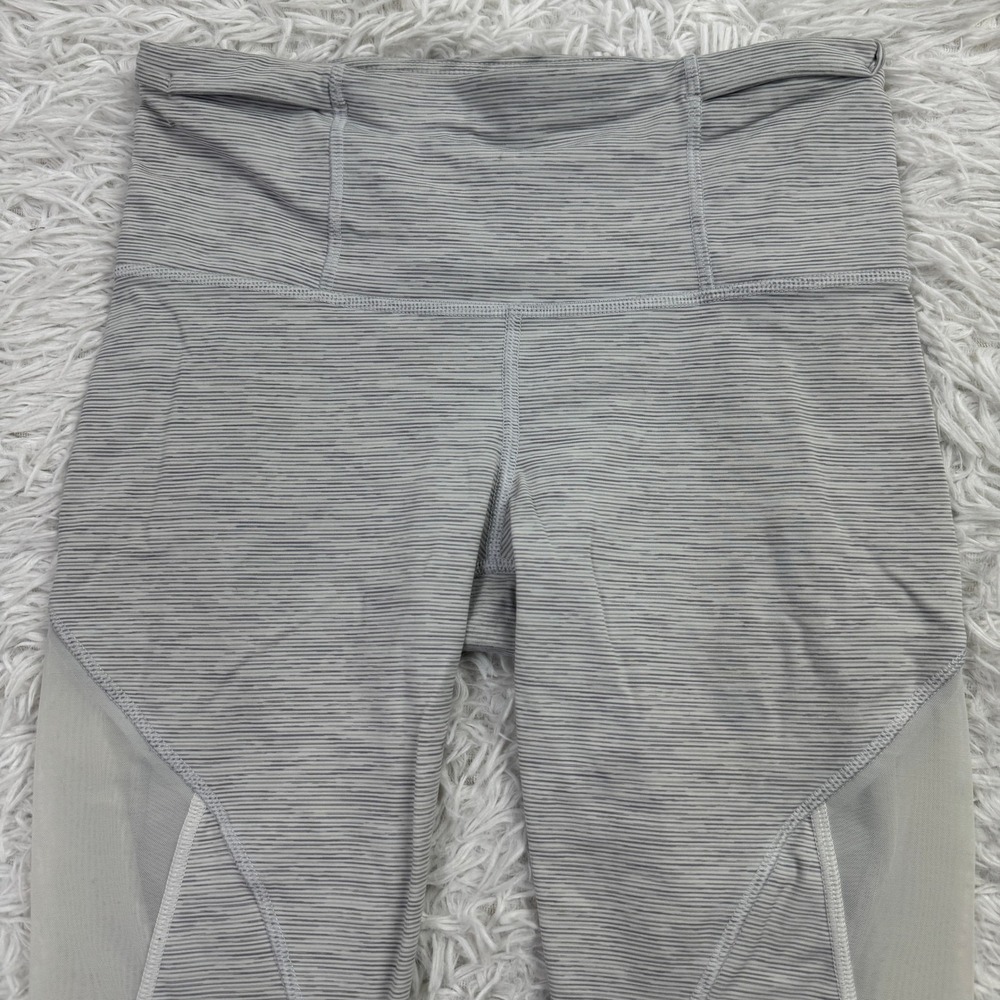 Lululemon Pants Womens‎ 6 Gray Run With The Sun Cropped Leggings Mesh Panels Gym - Picture 2 of 10